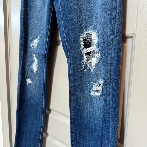 TREASURE & BOND | Skinny Fit Distressed Patched Blue Jeans Size 26W - Picture 7 of 9